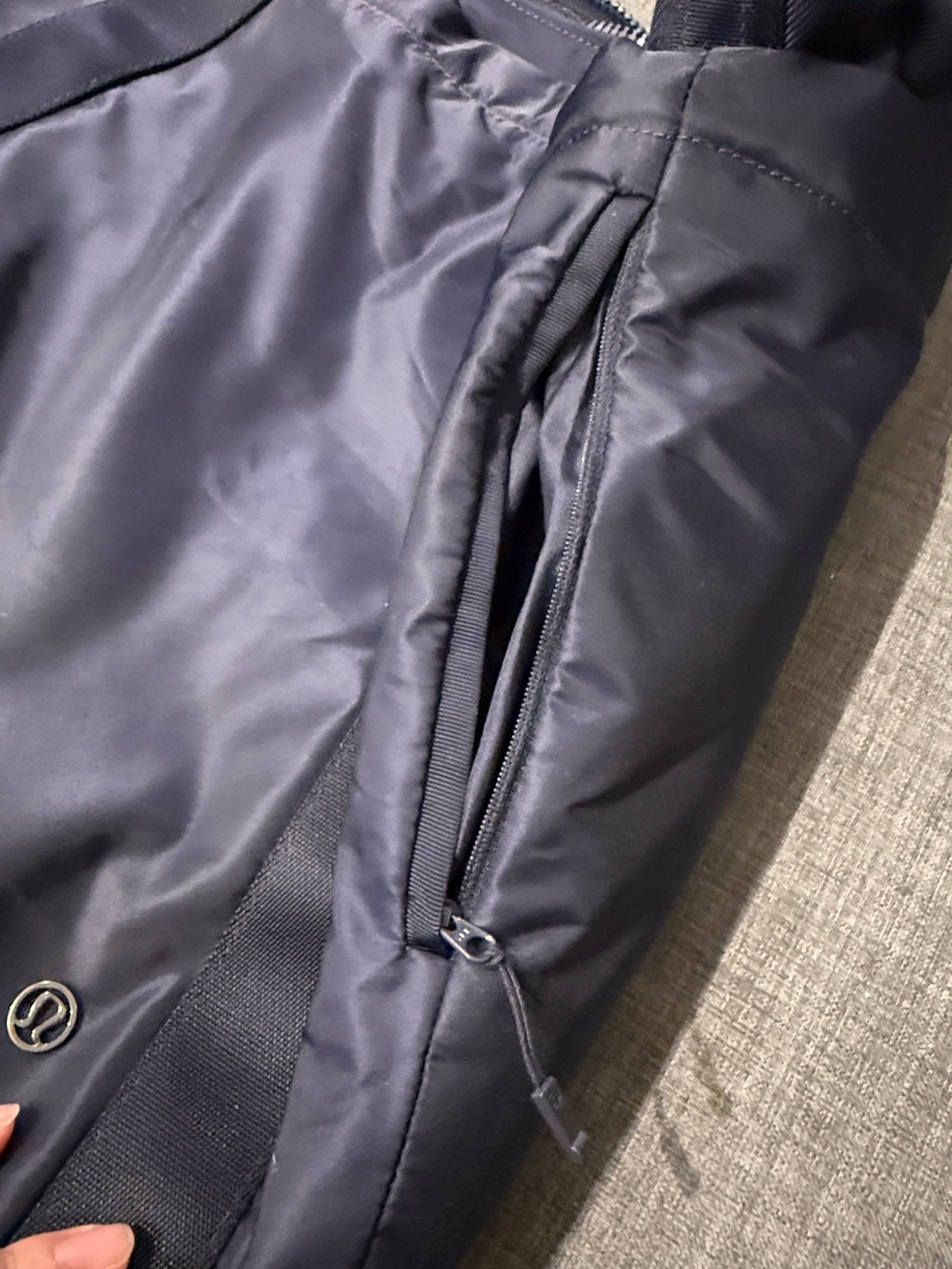 lululemon athletica Navy Everyday Tote - Picture 5 of 7